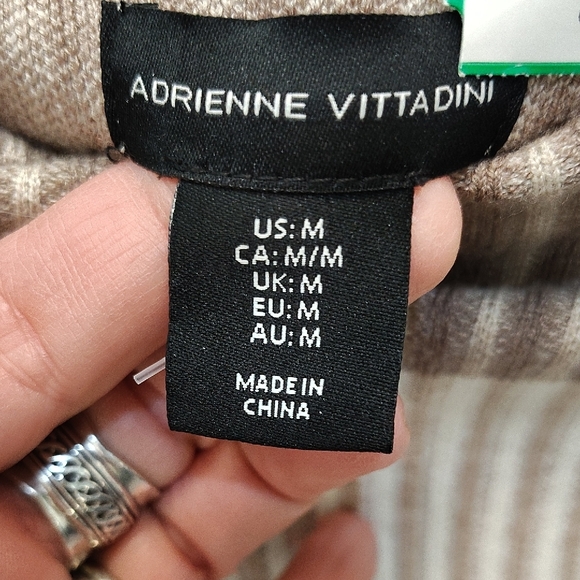 Adrienne Vittadini Brown and Cream Knit Top - Picture 2 of 4